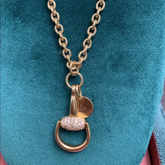 Gucci 18K Yellow Gold Horsebit Necklace, Diamonds - Picture 7 of 8